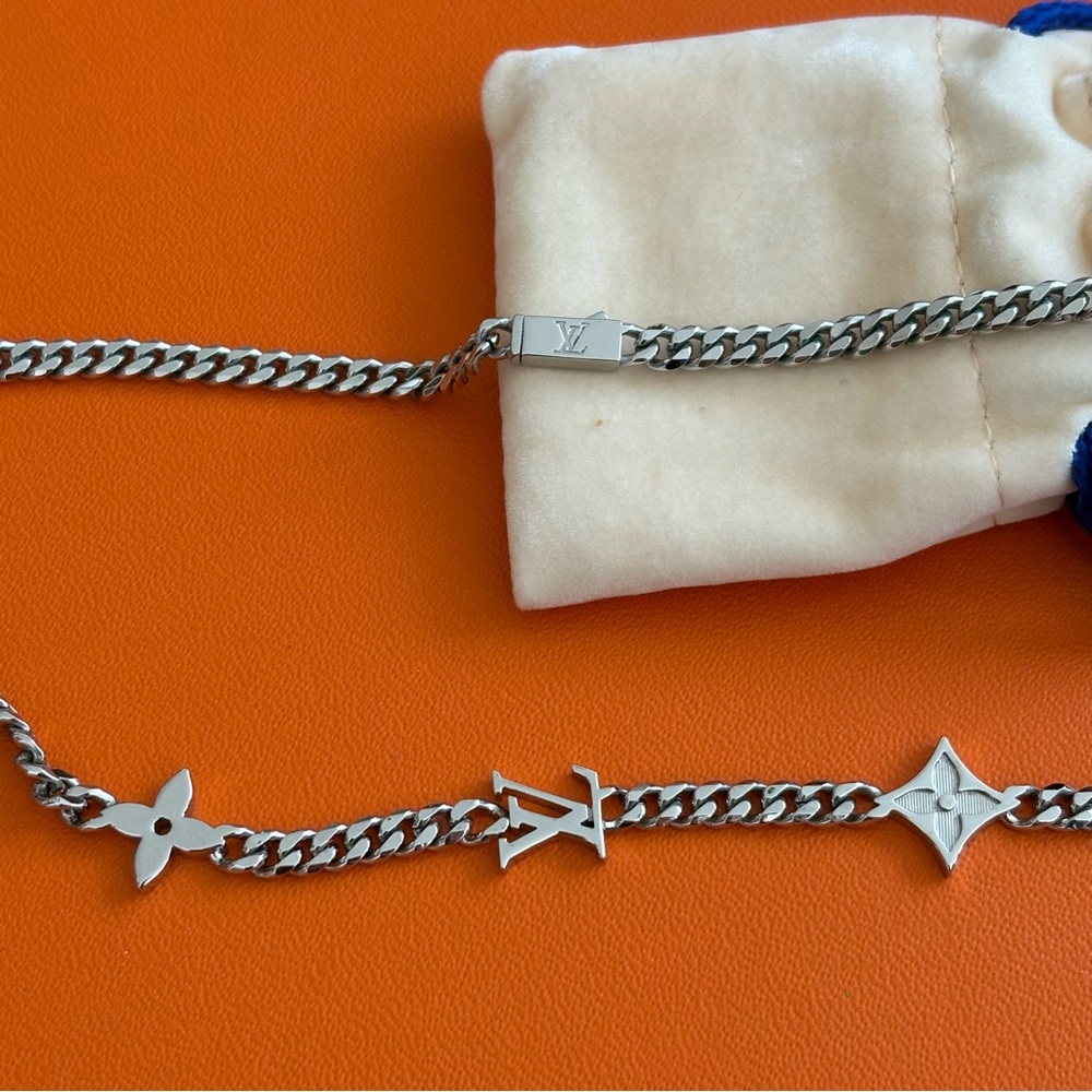 Louis Vuitton Monogram Row Chain Necklace - Picture 12 of 16